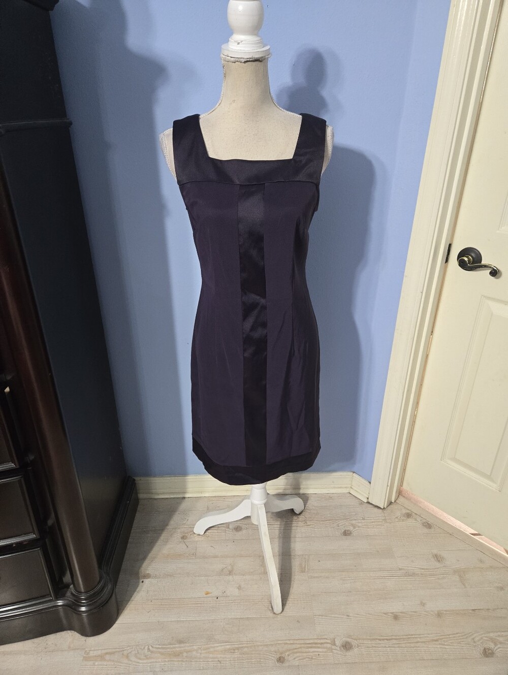 Connected Apparel Size 8 Womens Dress